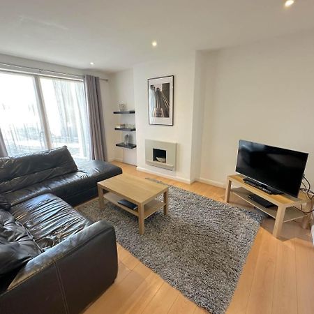 Parc Y Bryn Serviced Apartments Абъристуит Екстериор снимка