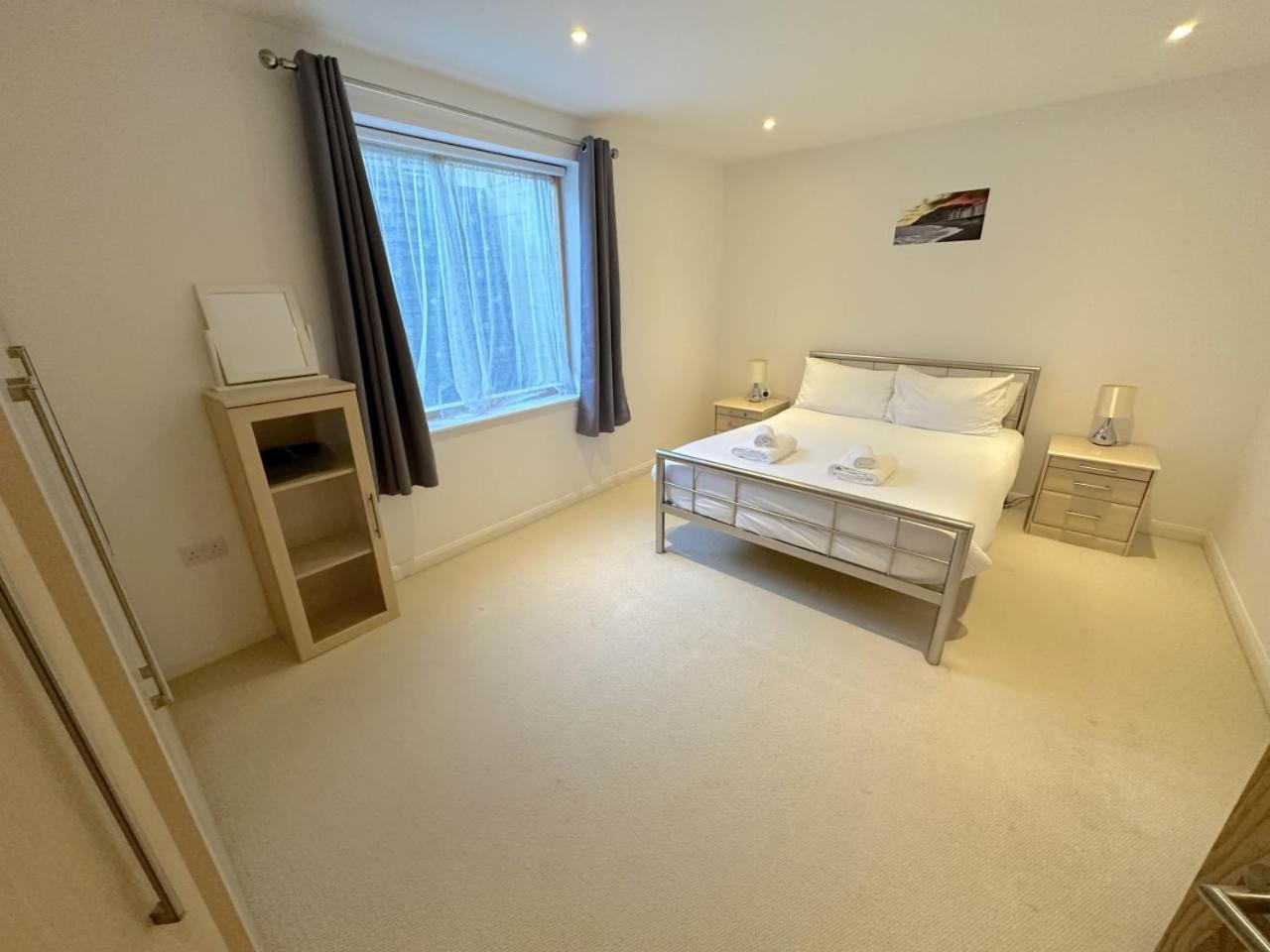 Parc Y Bryn Serviced Apartments Абъристуит Екстериор снимка