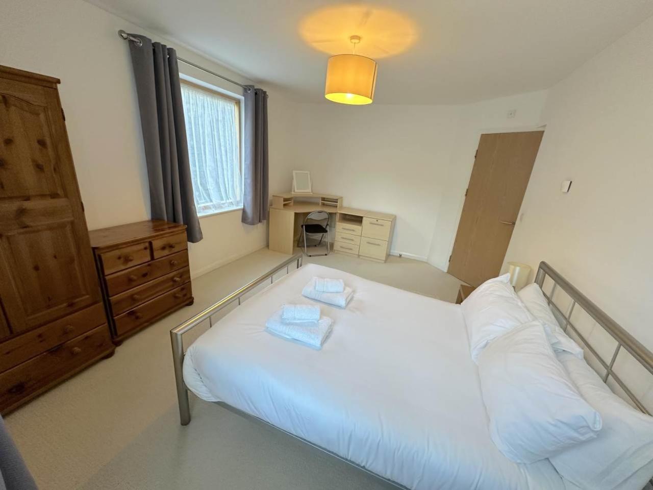 Parc Y Bryn Serviced Apartments Абъристуит Екстериор снимка