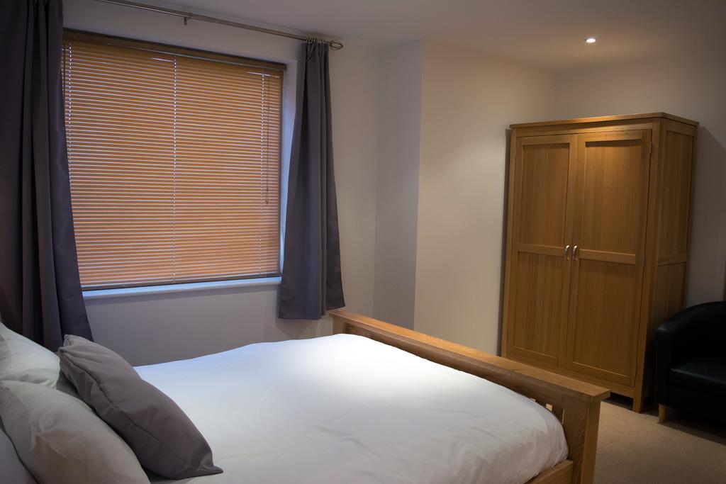Parc Y Bryn Serviced Apartments Абъристуит Екстериор снимка