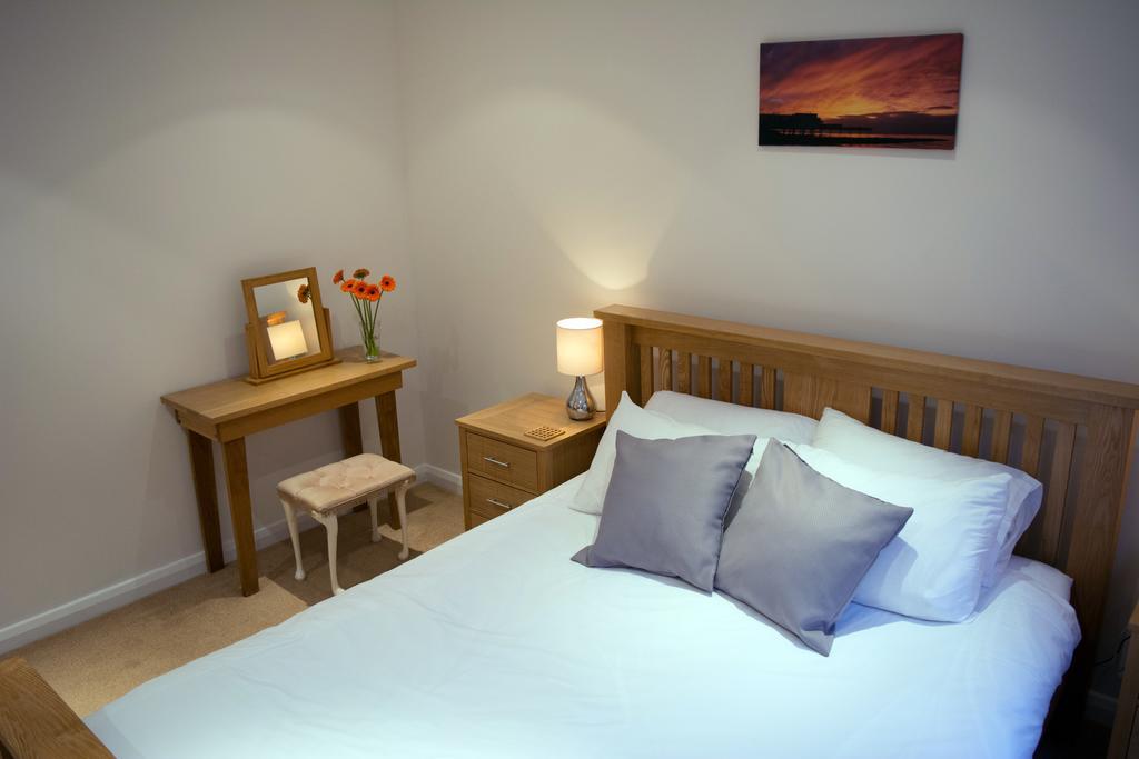 Parc Y Bryn Serviced Apartments Абъристуит Екстериор снимка