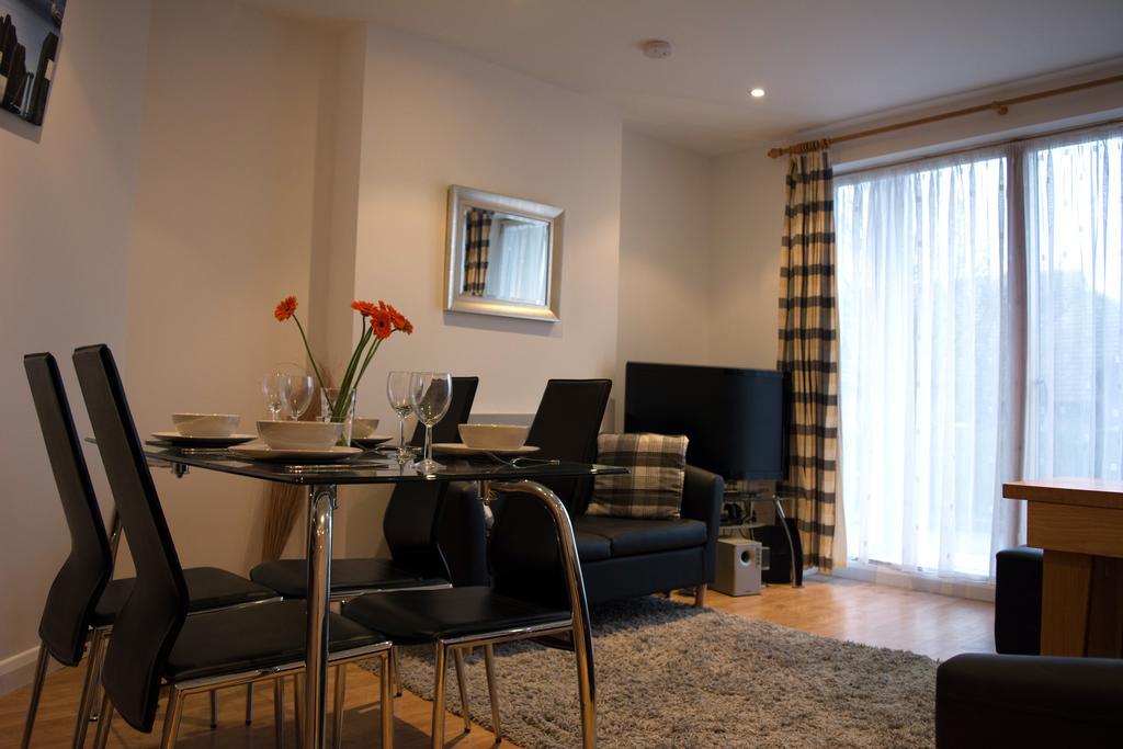 Parc Y Bryn Serviced Apartments Абъристуит Екстериор снимка