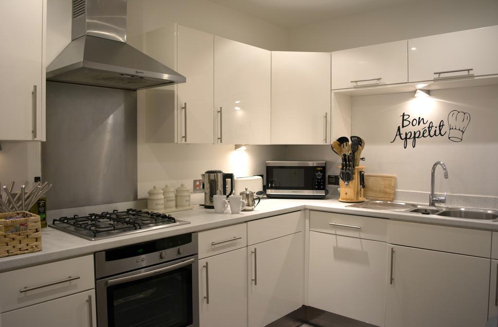 Parc Y Bryn Serviced Apartments Абъристуит Екстериор снимка