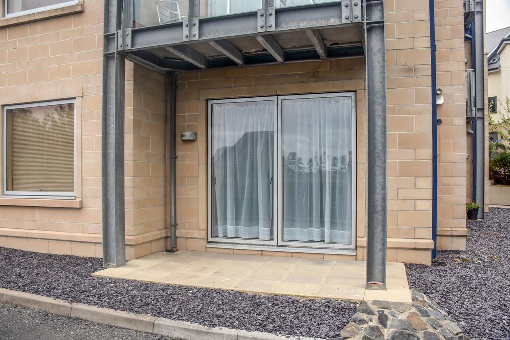 Parc Y Bryn Serviced Apartments Абъристуит Екстериор снимка