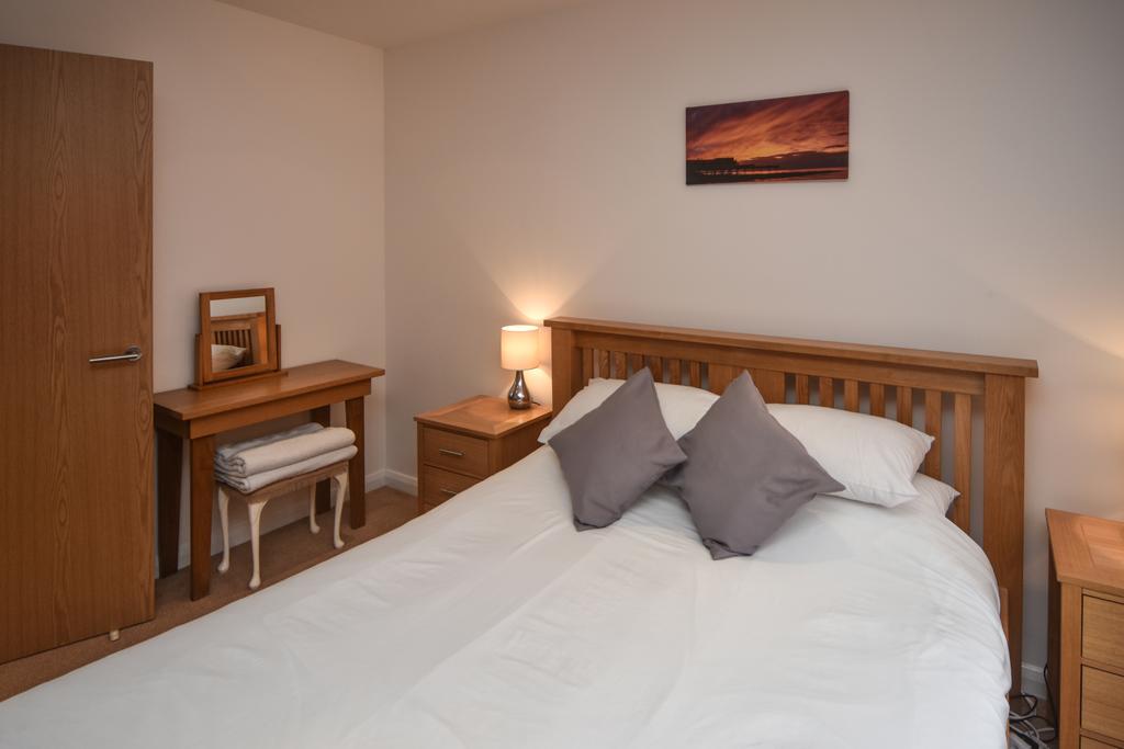 Parc Y Bryn Serviced Apartments Абъристуит Екстериор снимка